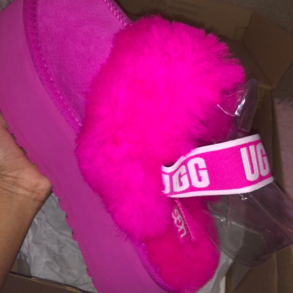 AUTHENTIC UGG Funkette Slipper Fuchsia LAST PAIR LEFT - Picture 4 of 10